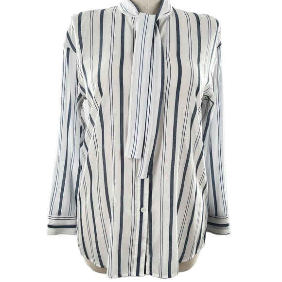 Elizabeth and James button down top size L blue white stripes old money preppy